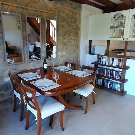 Character 2 Bed Cottage Within Walking Distance Of Bar/Restaurants Piégut-Pluviers Exteriör bild
