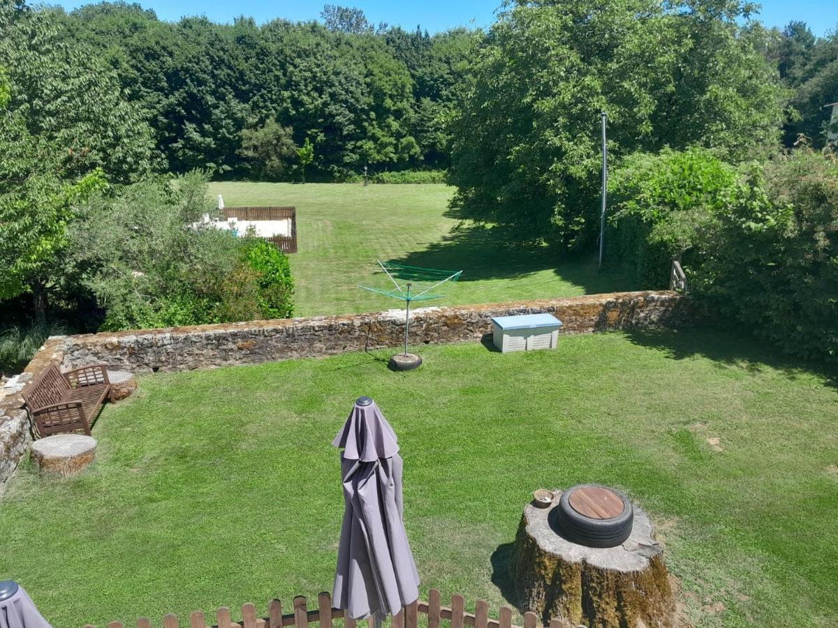 Character 2 Bed Cottage Within Walking Distance Of Bar/Restaurants Piégut-Pluviers Exteriör bild