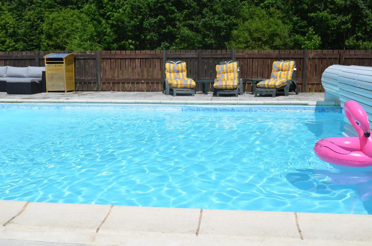Character 2 Bed Cottage Within Walking Distance Of Bar/Restaurants Piégut-Pluviers Exteriör bild